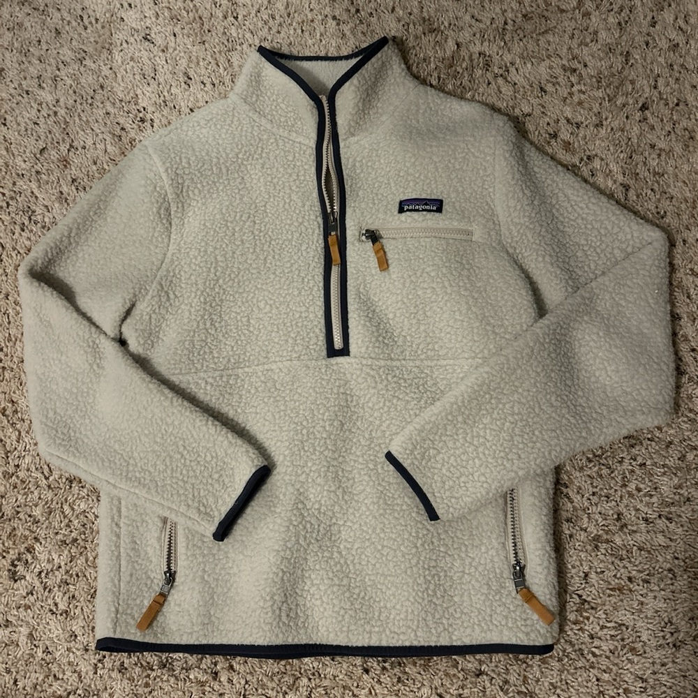 Patagonia fluffy pullover~never worn